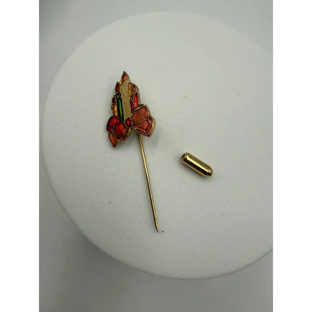 Vintage Christmas Candle‎ Stick Pin Gold Tone Red Bow Enamel Holiday Lapel Pin
